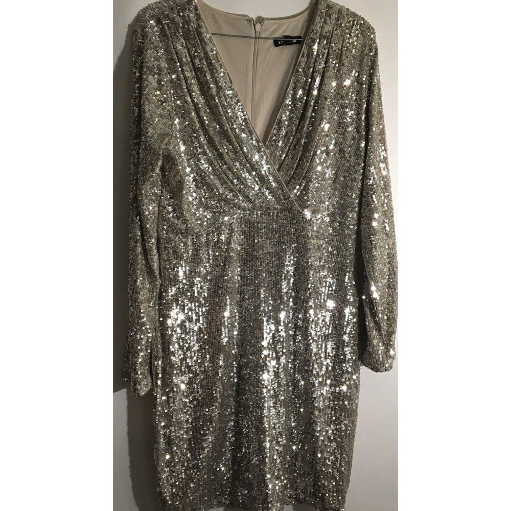 Express Women's Size Medium Metallic Sequin Dress Long Sleeve Cocktail Party